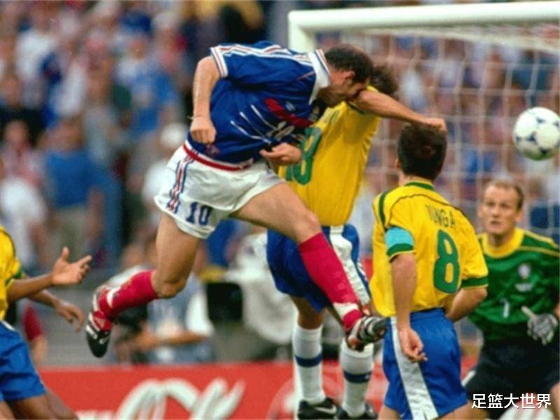 踢了3届世界杯都是巴西主力,却在全盛时期沦为意甲替补,悍将在国家队风光却失意于俱乐部 踢了3届世界杯都是巴西主力,却在全盛时期沦为意甲替补,悍将在国家队风光却失意于俱乐部