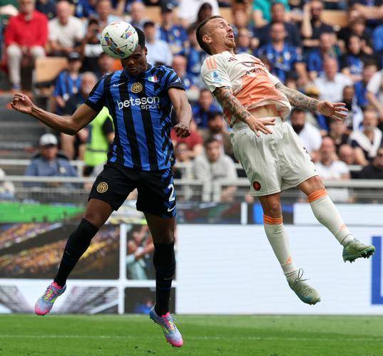 罗马主场迎战国际米兰,双雄争霸谁主沉浮? 罗马主场迎战国际米兰,双雄争霸谁主沉浮?