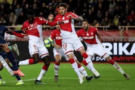 周六029法甲:布雷斯特VS巴黎圣日尔曼赛前全方位分析及比分预测 周六029法甲:布雷斯特VS巴黎圣日尔曼赛前全方位分析及比分预测