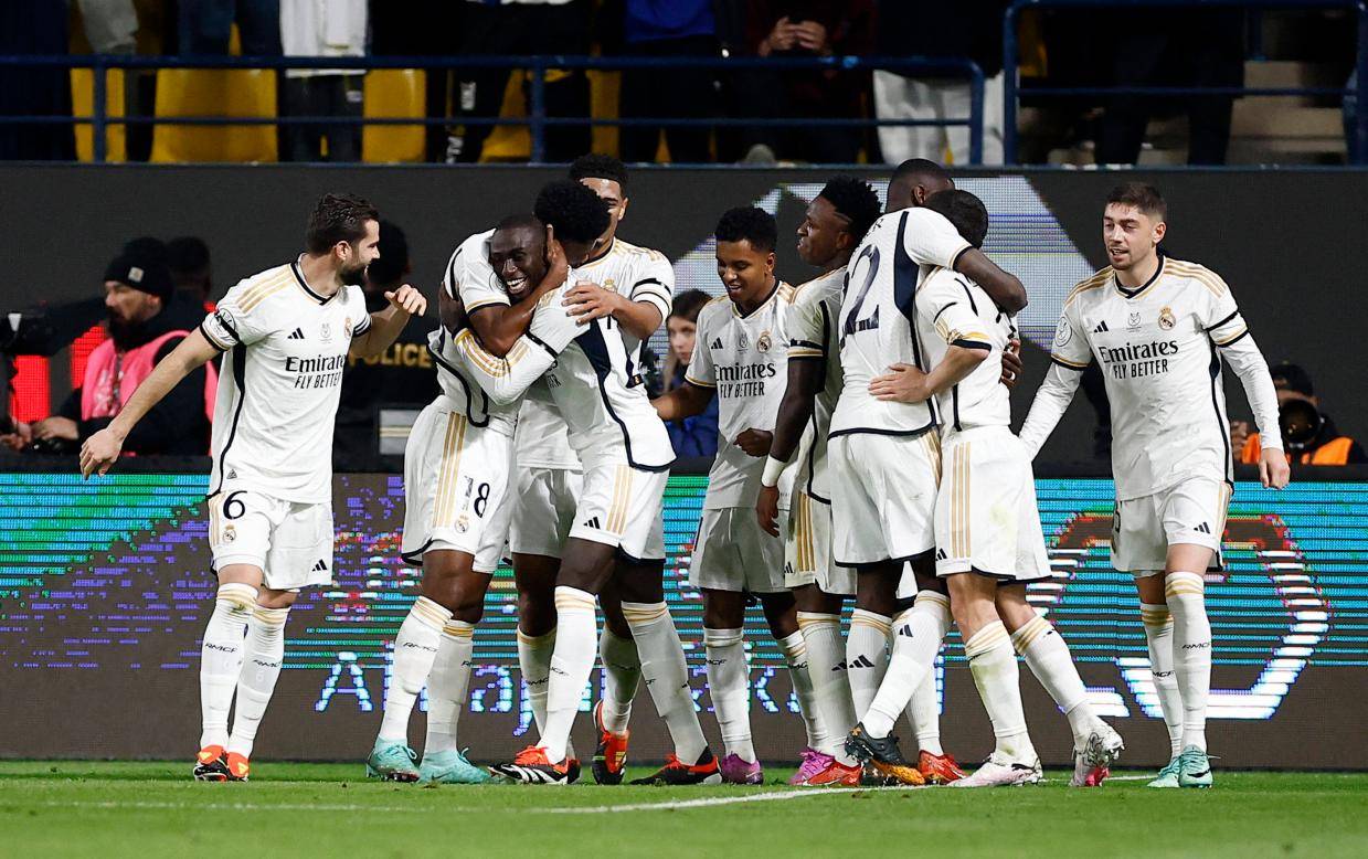 10/26周日赛事前瞻:西甲 皇马VS巴塞罗那(内附21场预测) 10/26周日赛事前瞻:西甲 皇马VS巴塞罗那(内附21场预测)